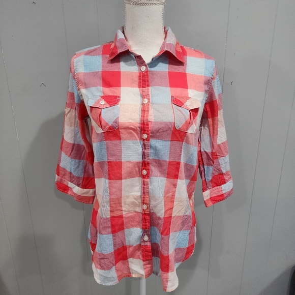 American Eagle Outfitters Tops - American Eagle Womens Shirt 3/4 Sleeve Button Up Favorite Fit